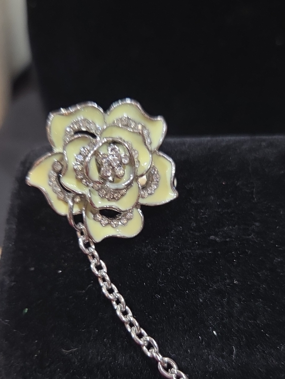VINTAGE COLLAR CLIP - Picture 2 of 3
